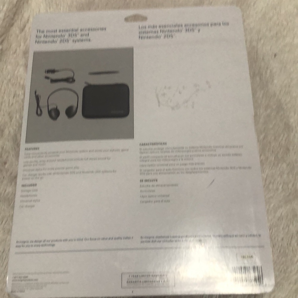 Nintendo 2DS bundle - Picture 8 of 10